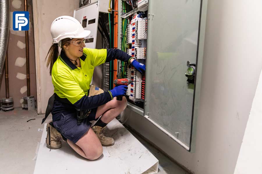 Elektriker Servicemonteur Fp1